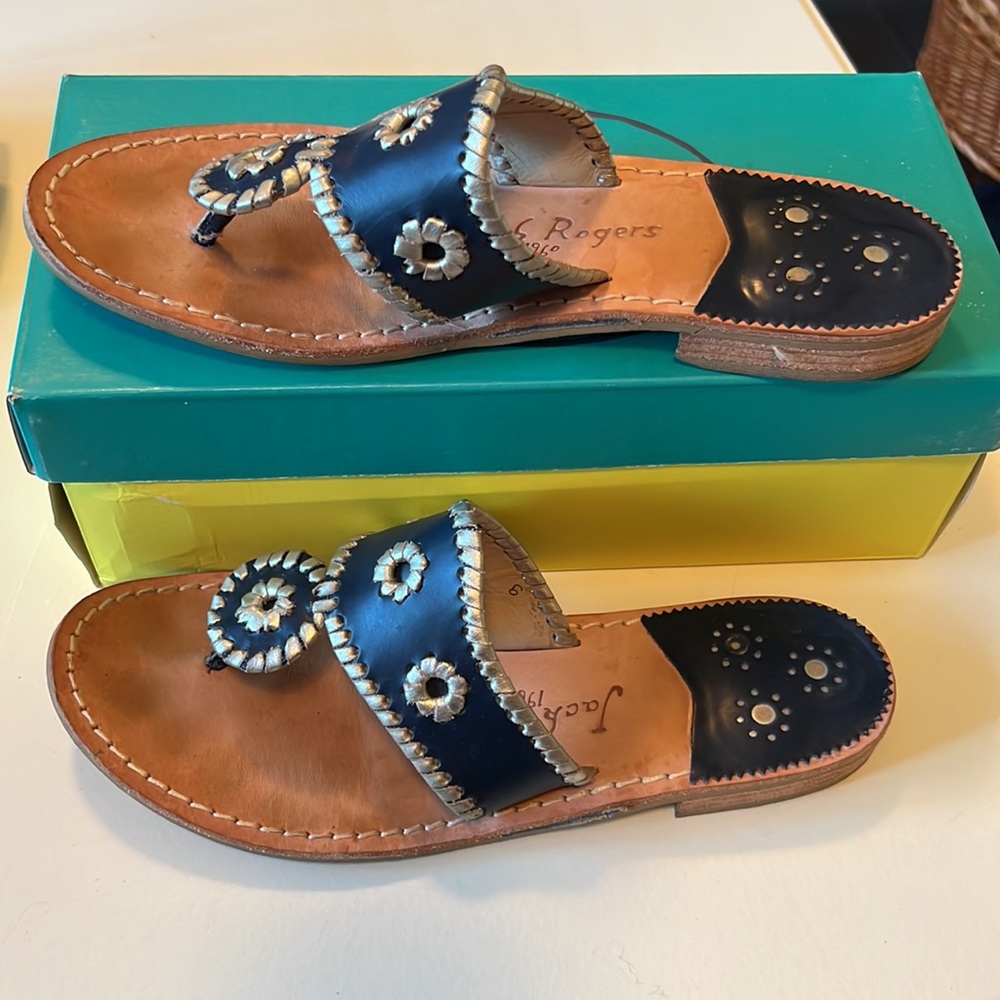 Jack Rogers platinum and navy